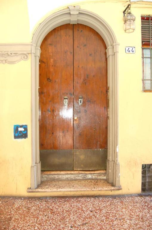 شقة La Stanza Nel Borgo بولونيا المظهر الخارجي الصورة
